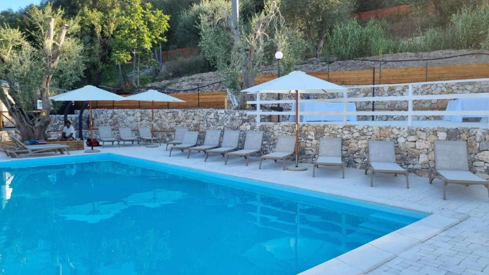 Village Valle D'Oro Aparthotel San Menaio Eksteriør billede