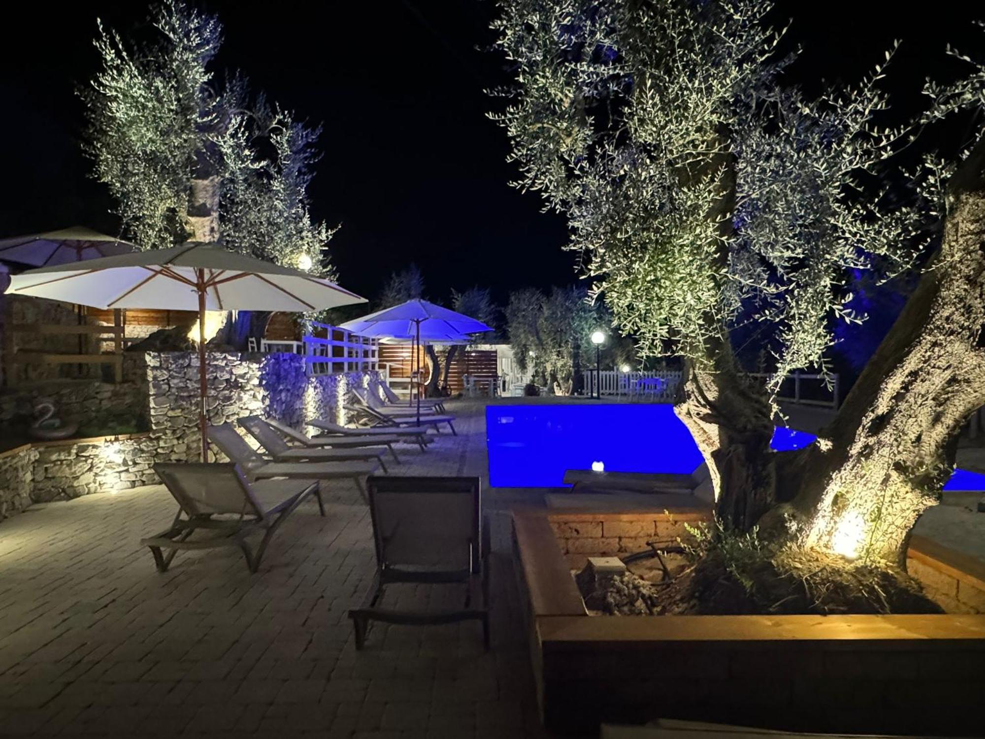 Village Valle D'Oro Aparthotel San Menaio Eksteriør billede