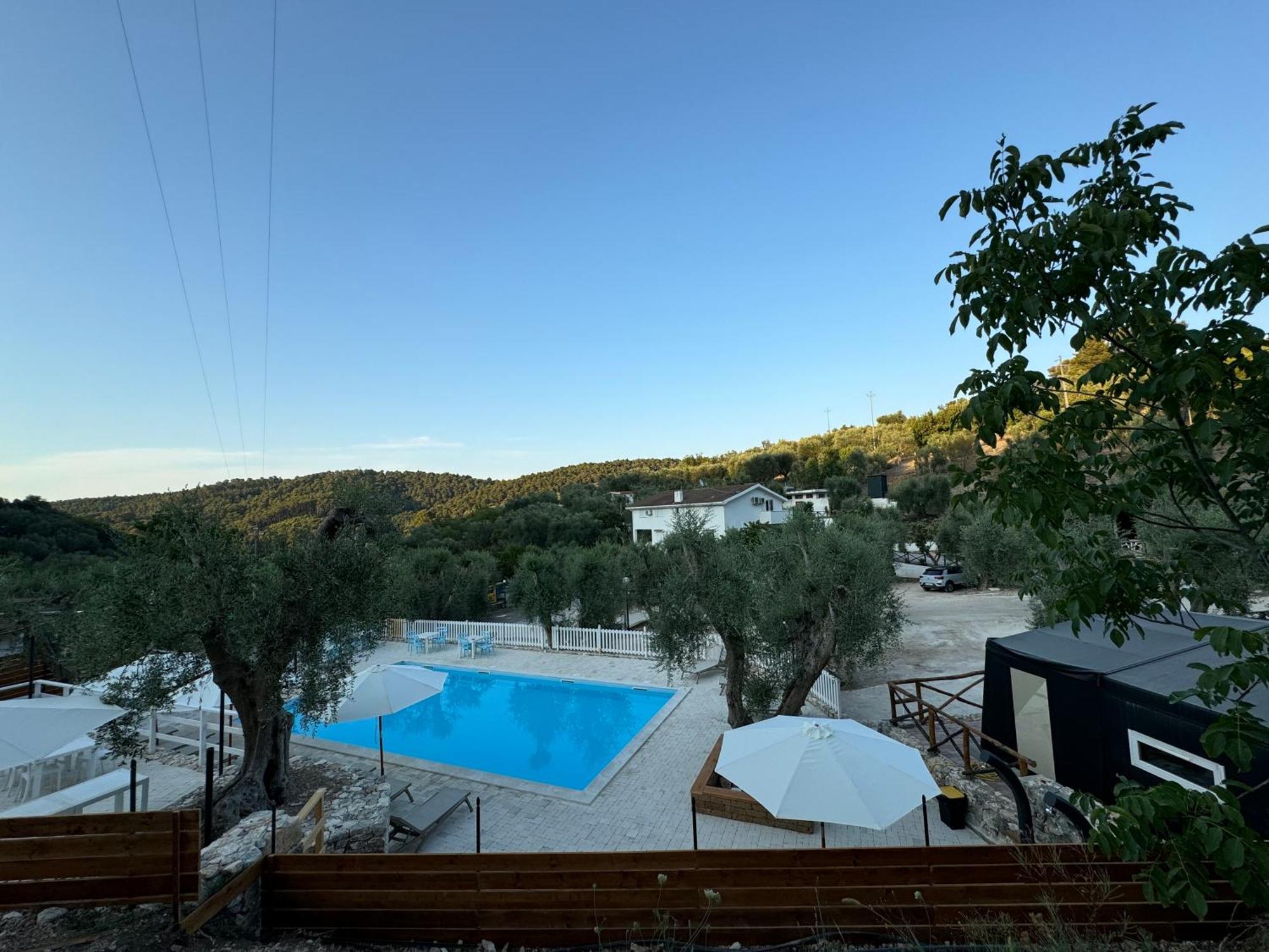 Village Valle D'Oro Aparthotel San Menaio Eksteriør billede