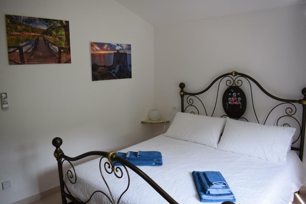 Village Valle D'Oro Aparthotel San Menaio Eksteriør billede